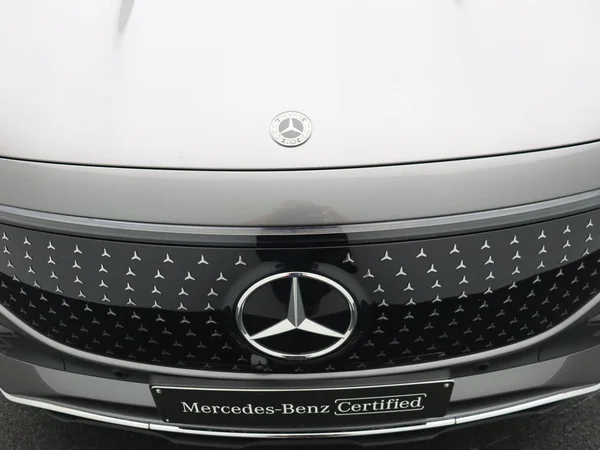 Mercedes-Benz EQB (2025) — foto 18 van 27