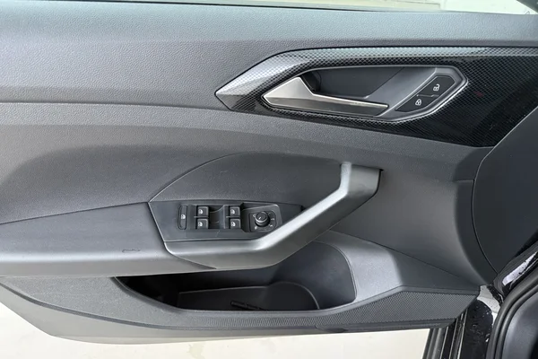 Volkswagen T-Cross (2026) — foto 8 van 17