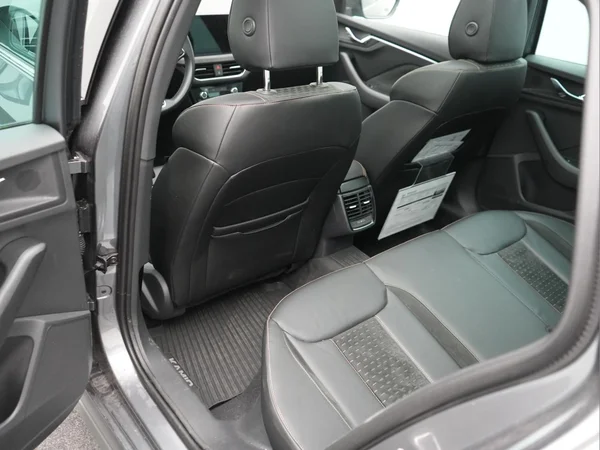 SKODA Kamiq (2024) — foto 4 van 26