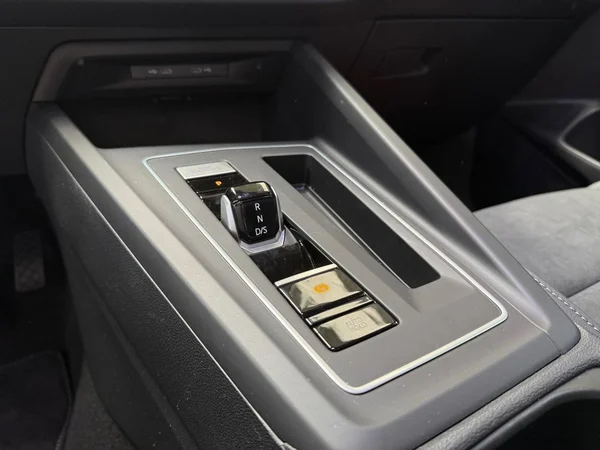 VOLKSWAGEN Golf VIII (2026) — foto 4 van 21