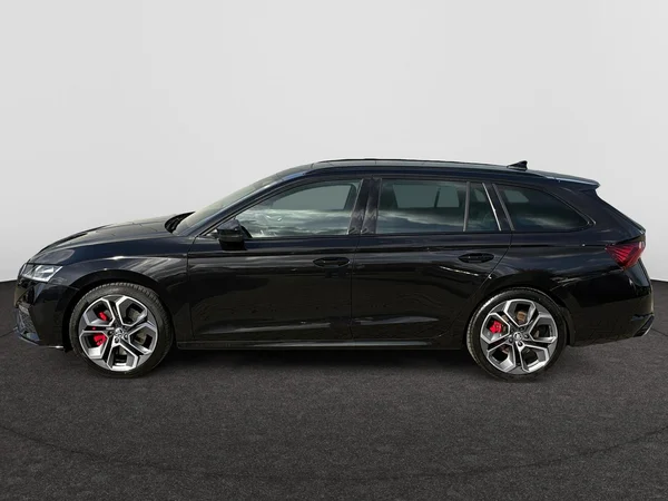 SKODA Octavia Combi RS (2022) — foto 12 van 24