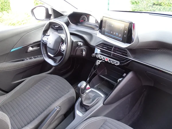 Peugeot 208 (2021) — foto 15 van 24