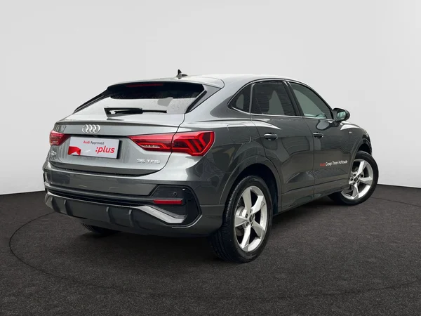 AUDI Q3 Sportback (2026) — foto 16 van 24