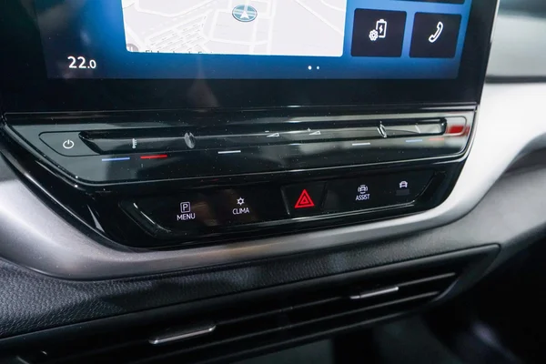 Volkswagen ID.4 (2021) — foto 17 van 56