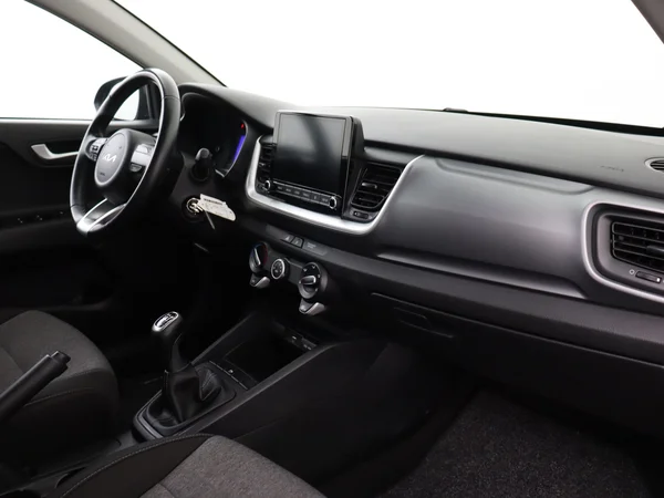 KIA Stonic (2022) — foto 3 van 23