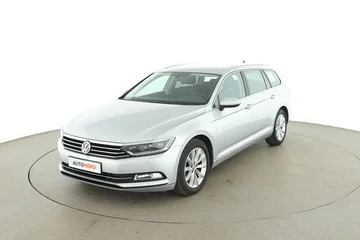 Volkswagen Passat bb0ab1fa-e3de-472c-8ff9-b12e1962a489