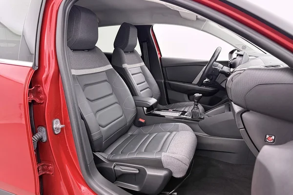 Citroen C4 (2022) — foto 6 van 17