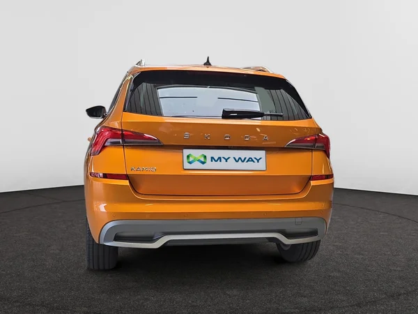 SKODA Kamiq (2024) — foto 8 van 18