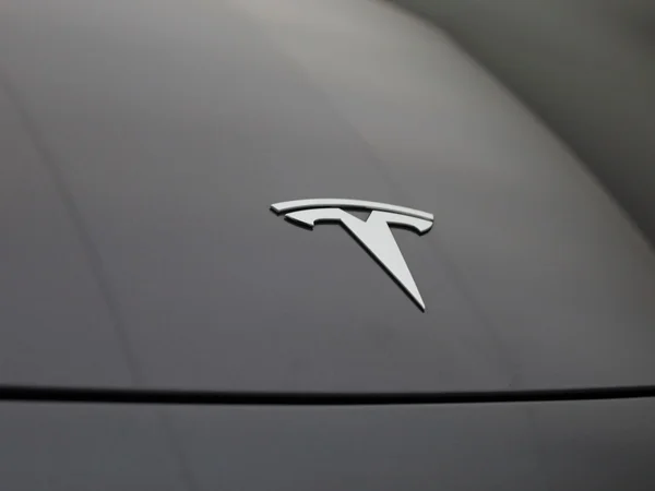Tesla Model 3 (2022) — foto 39 van 47
