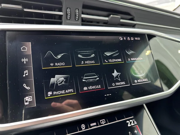 AUDI A6 Avant (2023) — foto 15 van 16