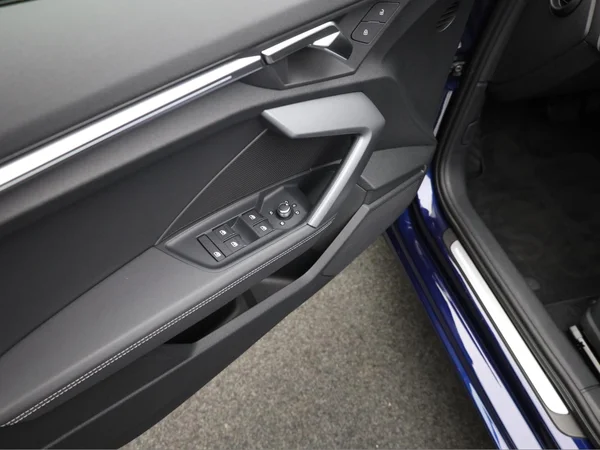 AUDI A3 Sedan (2025) — foto 5 van 20