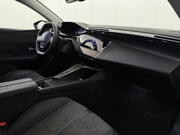 PEUGEOT 408 (2024) — foto 3 van 27