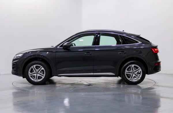 Audi Q5 Sportback PHEV (2022) — foto 12 van 45