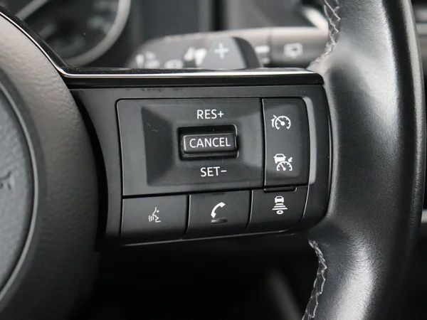 NISSAN Qashqai (2023) — foto 9 van 27