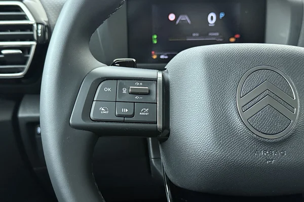 Citroen C4 X (2025) — foto 7 van 22