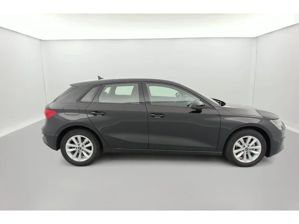 AUDI A3 Sportback Dsl (2022) — foto 22 van 36