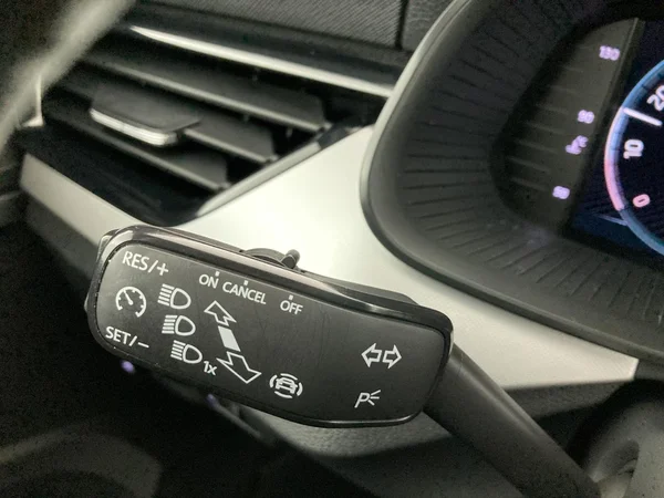 SKODA Kamiq (2023) — foto 11 van 36