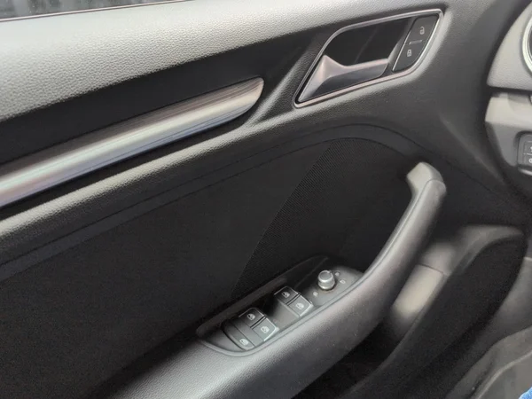 AUDI A3 Sedan (2018) — foto 7 van 24