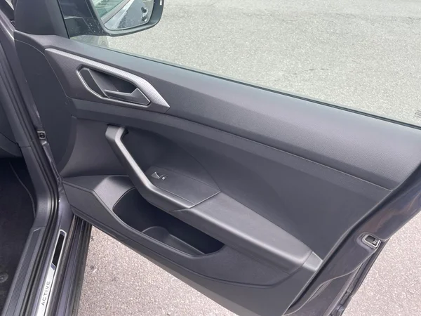 VOLKSWAGEN T-Cross (2022) — foto 9 van 21