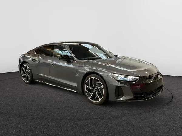 AUDI E-tron GT (2022) — foto 22 van 24