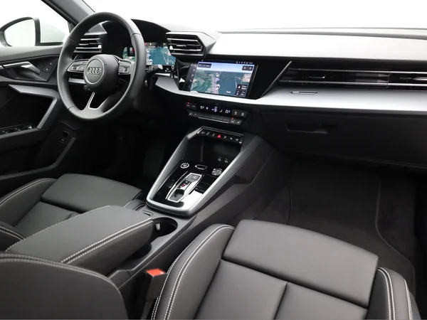 AUDI A3 Sportback (2025) — foto 6 van 12