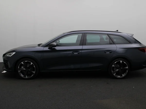CUPRA Leon ST (2025) — foto 18 van 26