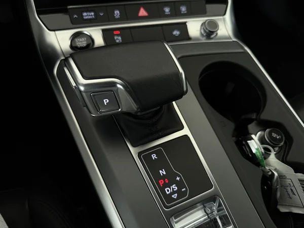 AUDI A6 (2021) — foto 4 van 32