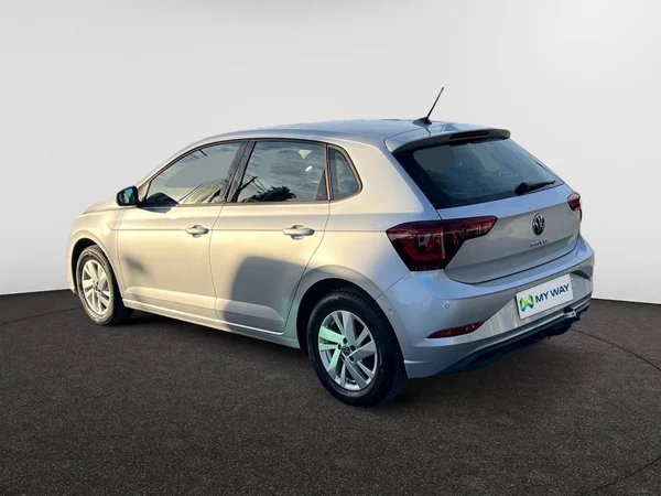 VOLKSWAGEN Polo (2022) — foto 8 van 18