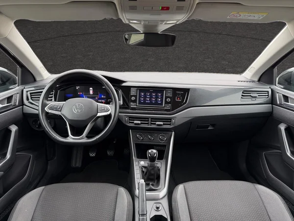 VOLKSWAGEN Taigo (2024) — foto 14 van 18
