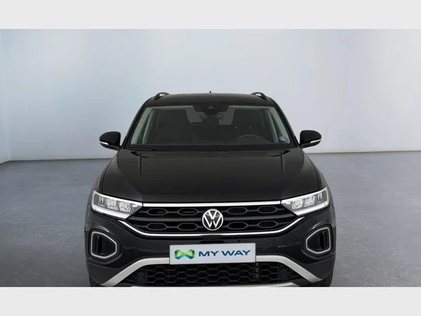Volkswagen T-Roc (2024) — foto 8 van 15