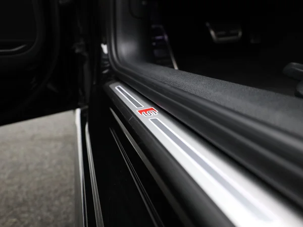 AUDI A4 Avant (2021) — foto 16 van 23