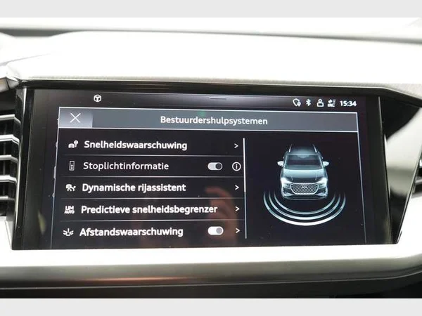AUDI Q4 e-tron (2023) — foto 7 van 31