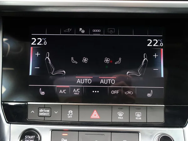 AUDI A6 SW PHEV (2024) — foto 27 van 30