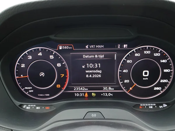 AUDI Q2 (2023) — foto 9 van 26