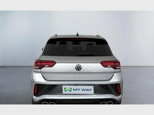 Volkswagen T-Roc R (2023) — foto 21 van 23