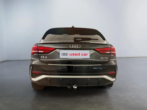 AUDI Q3 Sportback Dsl (2021) — foto 26 van 29