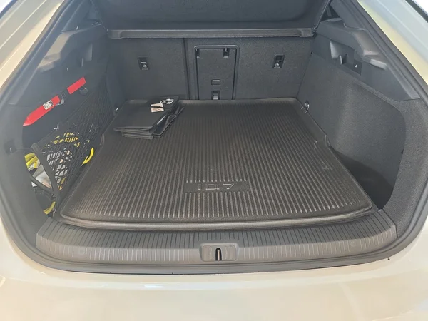 VOLKSWAGEN ID.7 (2024) — foto 7 van 22