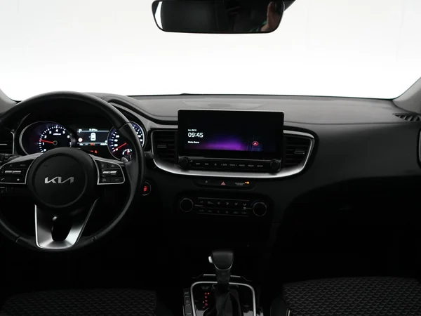 Kia cee'd (2024) — foto 26 van 28