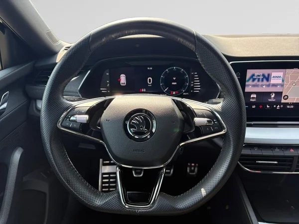 SKODA Octavia Combi Dsl (2022) — foto 4 van 24
