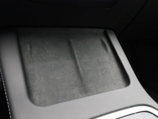 Tesla Model 3 (2023) — foto 22 van 42