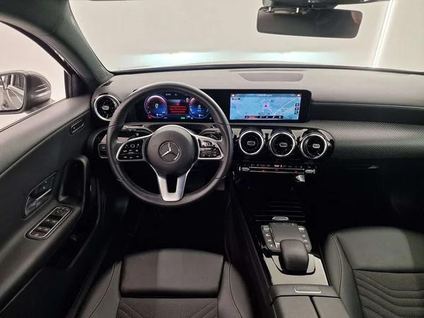 Mercedes-Benz A-Klasse (2023) — foto 12 van 16