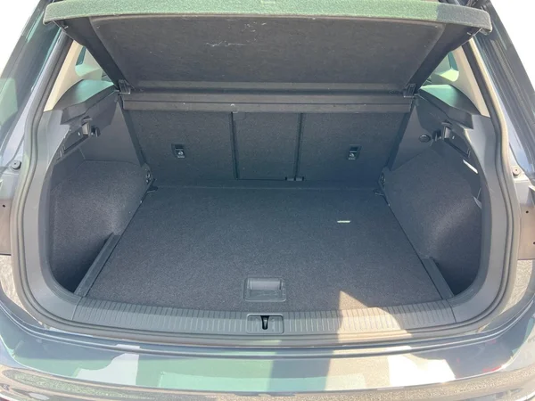 VOLKSWAGEN Tiguan (2022) — foto 6 van 18