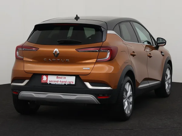 RENAULT Captur (2021) — foto 23 van 30