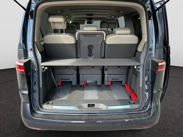 VOLKSWAGEN Multivan T7 Long (2024) — foto 15 van 24