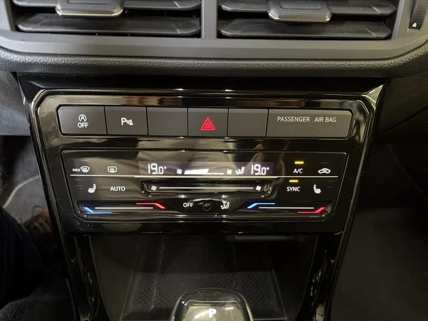Volkswagen T-Cross (2022) — foto 7 van 20
