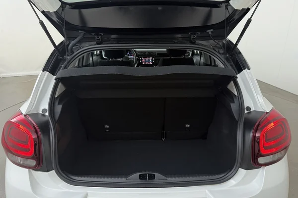 Citroen C3 (2023) — foto 13 van 17