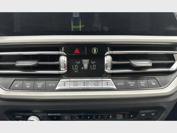 BMW 3 SW (2021) — foto 9 van 24