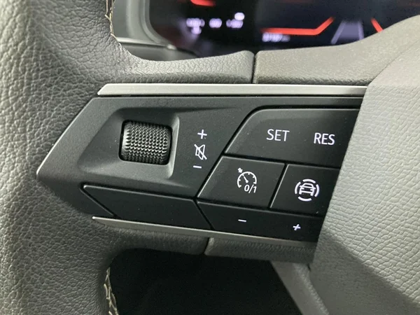 SEAT Arona (2023) — foto 9 van 36