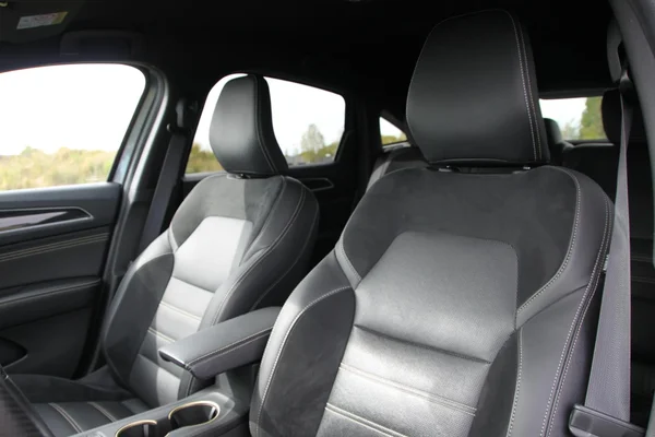 Renault Arkana (2023) — foto 5 van 41