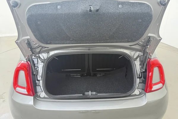 Fiat 500c (2023) — foto 12 van 16